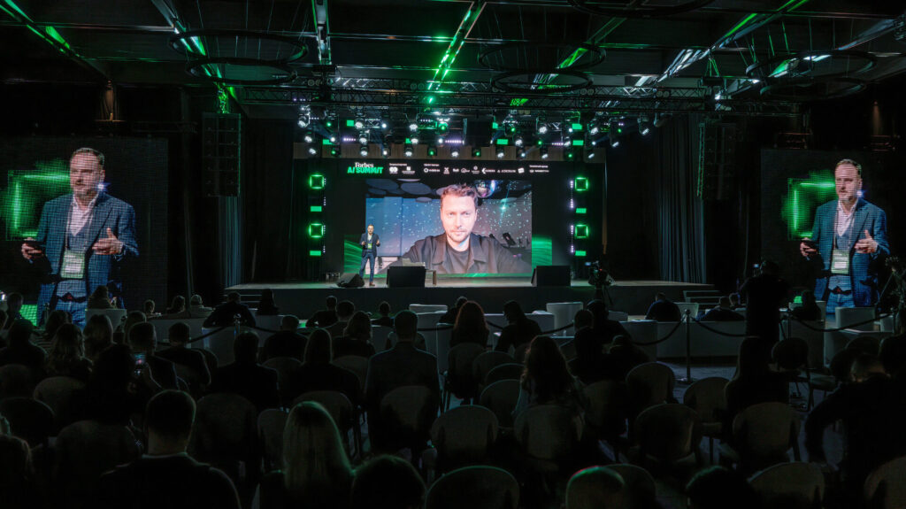 Photo of the public interview conducted by Oleksandr Koval, Product Manager for Google solutions at Wise IT, with Artem Borodatiuk, founder and CEO of Fractal